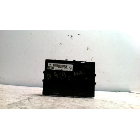 Porte fusible NISSAN NOTE 1 PHASE 1 d’occasion