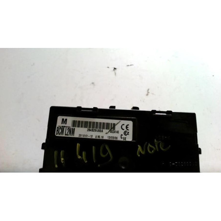 Porte fusible NISSAN NOTE 1 PHASE 1 d’occasion
