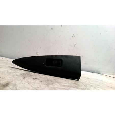 Interrupteur de leve vitre arriere droit NISSAN NOTE 1 PHASE 1 d’occasion
