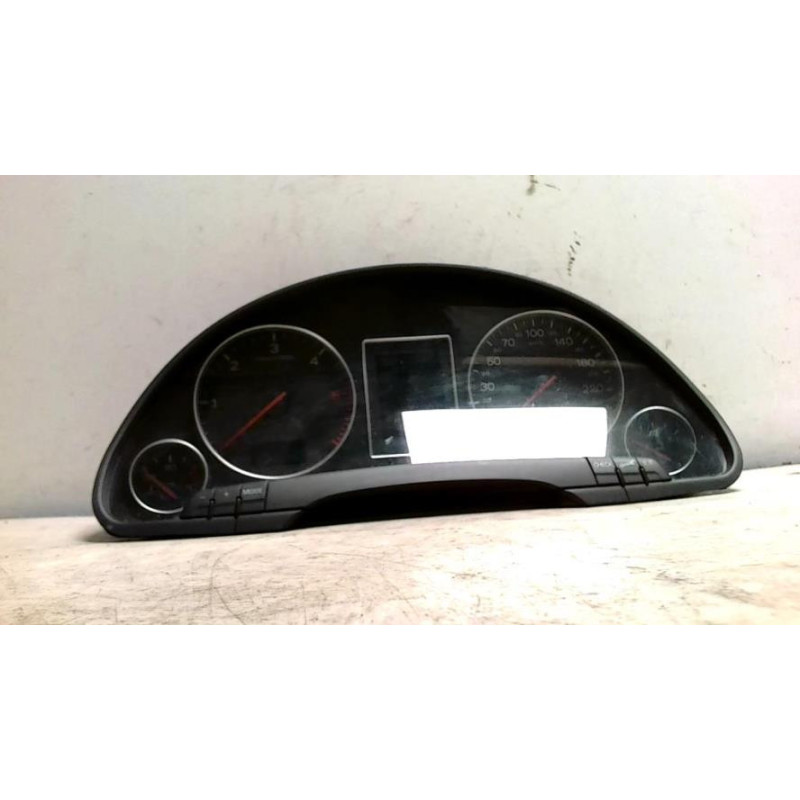 Compteur AUDI A4 2 AVANT PHASE 1 BREAK d’occasion