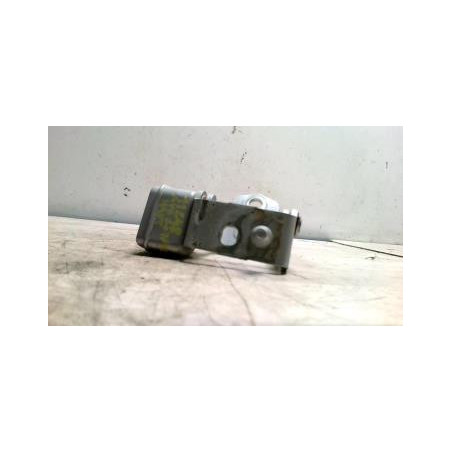 Charniere de porte avant gauche RENAULT LAGUNA 2 PHASE 1 d’occasion