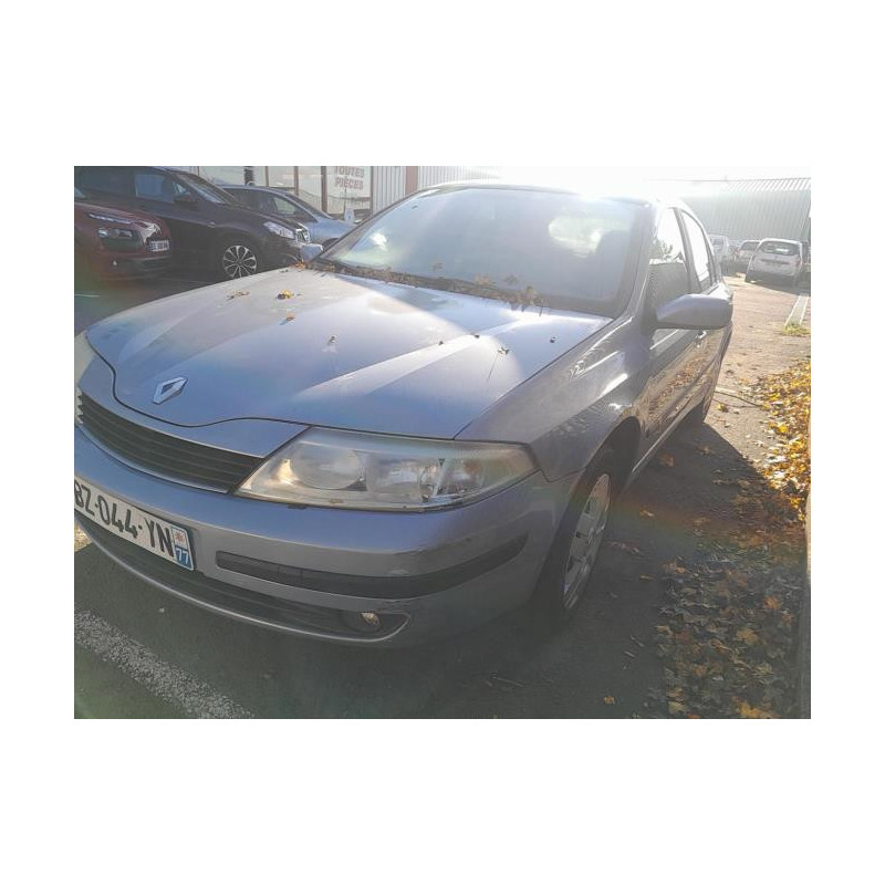 Charniere de porte avant gauche RENAULT LAGUNA 2 PHASE 1 d’occasion