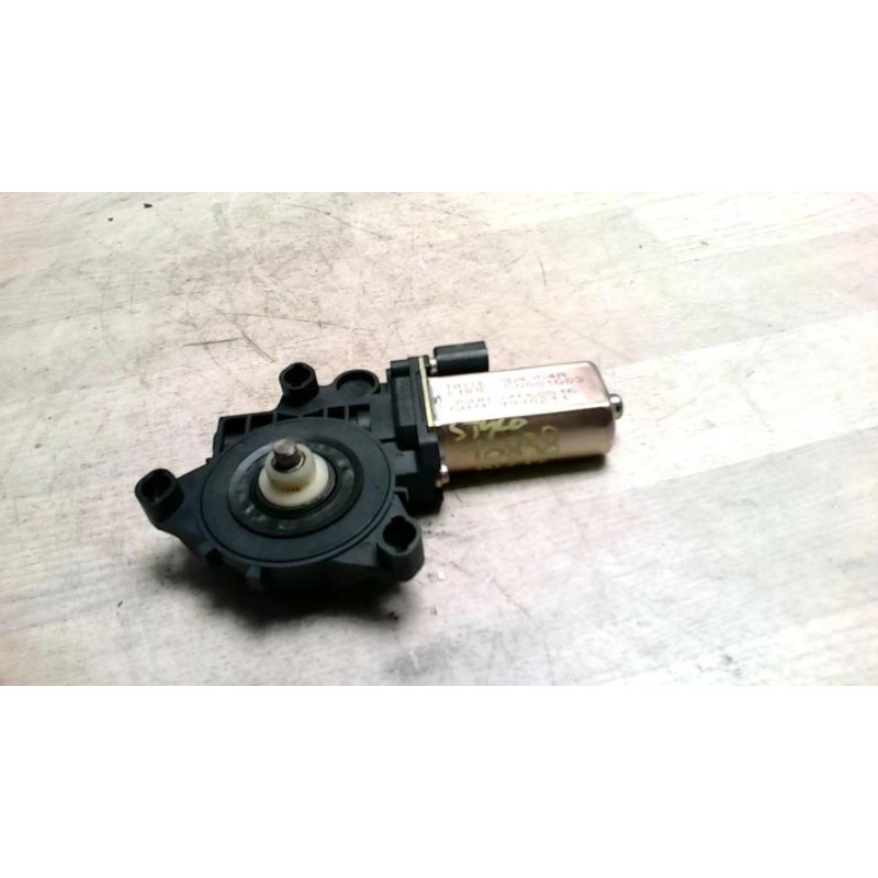 Moteur leve vitre avant droit FIAT STILO d’occasion