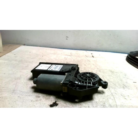 Moteur leve vitre arriere droit AUDI A4 2 AVANT PHASE 1 BREAK d’occasion
