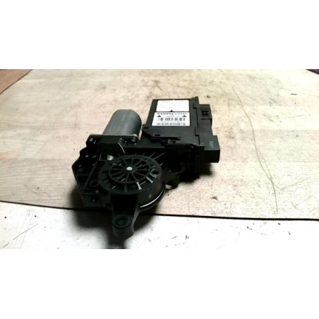 Moteur leve vitre arriere droit AUDI A4 2 AVANT PHASE 1 BREAK d’occasion