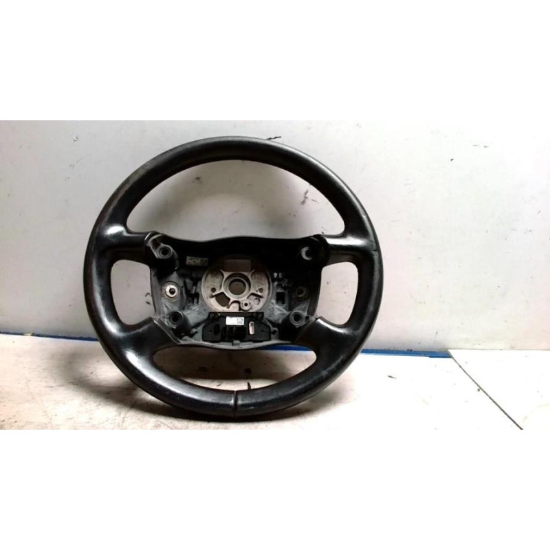 Volant AUDI A4 2 AVANT PHASE 1 BREAK d’occasion