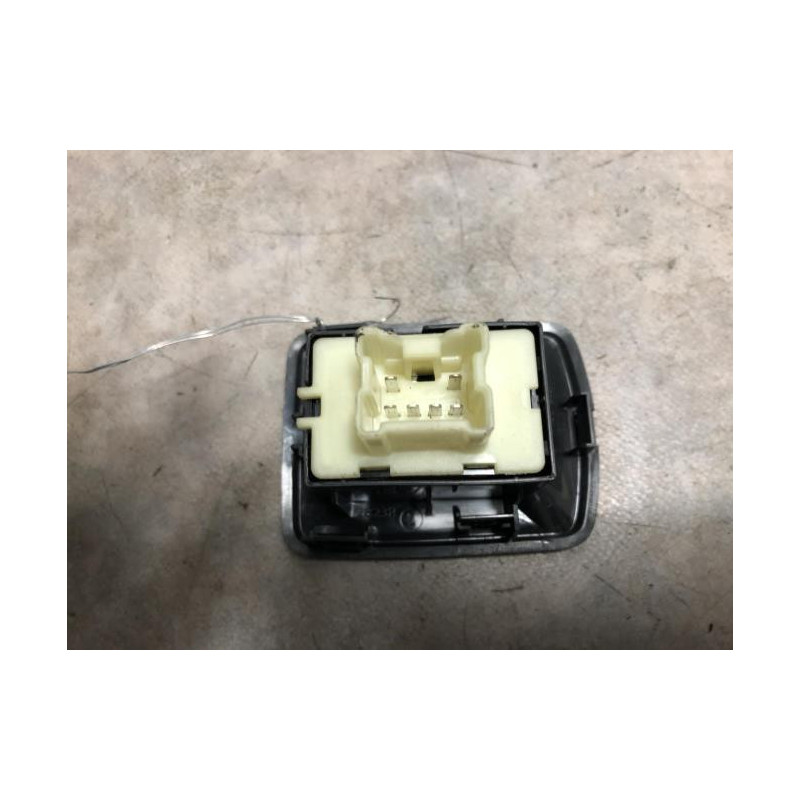Interrupteur de leve vitre avant droit DACIA LOGAN MCV 2 PHASE 2 BREAK d’occasion