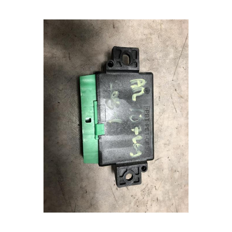 Boitier d'aide au stationnement PEUGEOT 208 1 PHASE 1 d’occasion