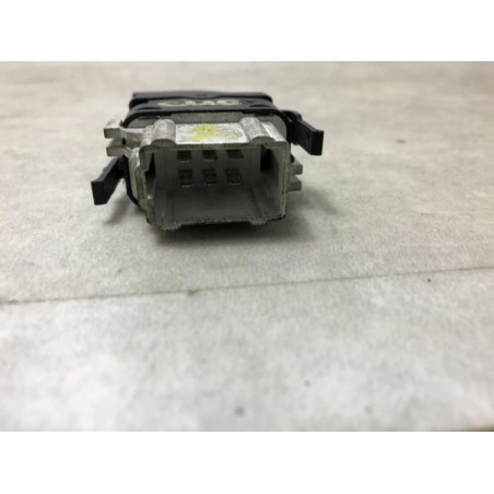 Interrupteur de leve vitre RENAULT  d’occasion