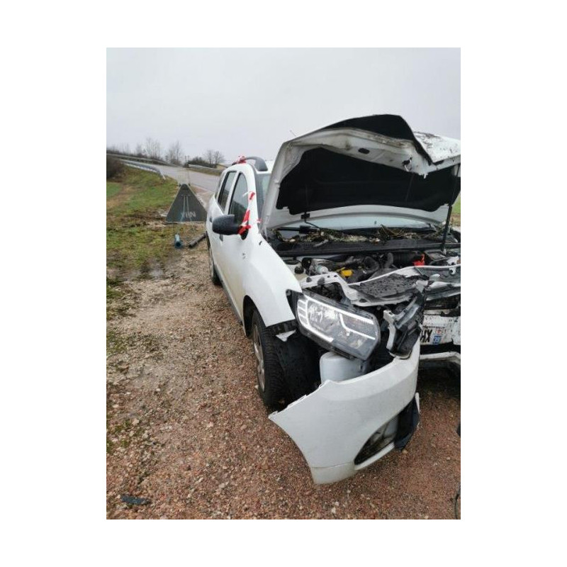 Crosse arriere droit DACIA LOGAN MCV 2 PHASE 2 BREAK d’occasion