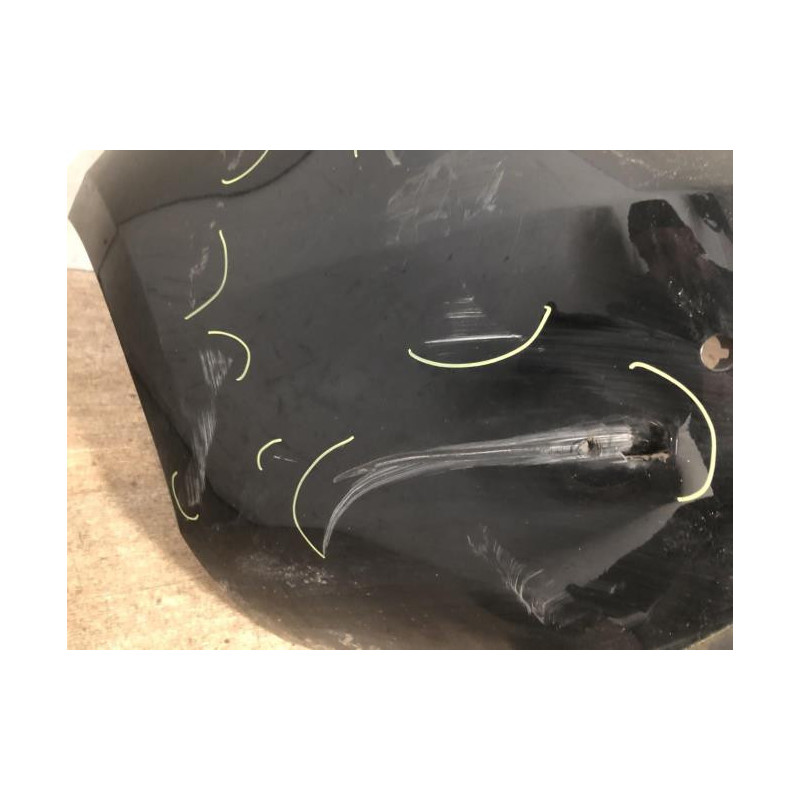 Pare choc arriere VOLVO V 40 2 PHASE 1 BREAK d’occasion