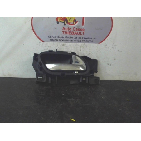 Poignee interieur avant droit PEUGEOT 207 PHASE 1 d’occasion