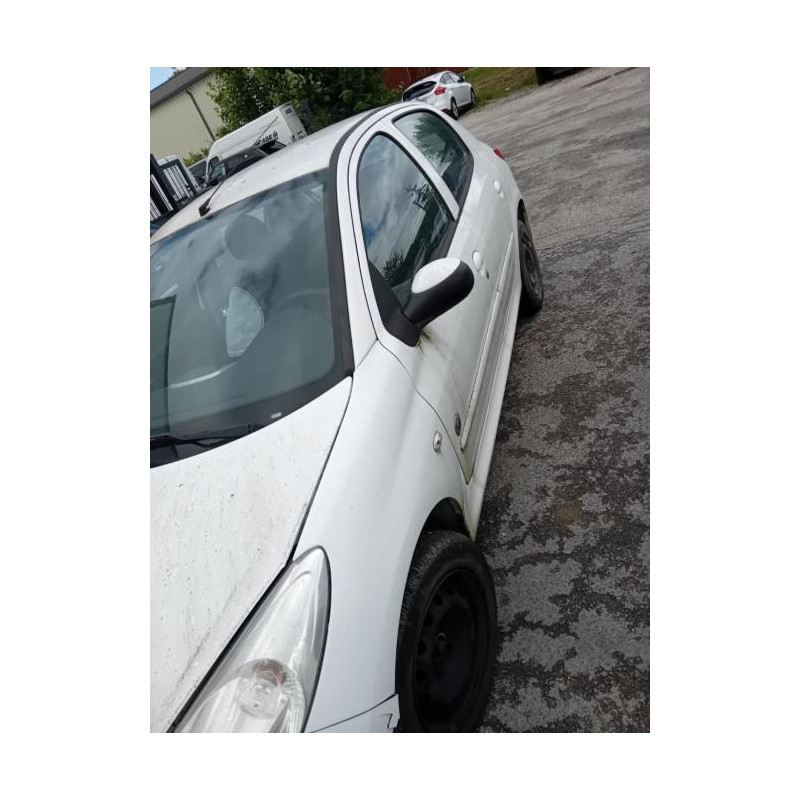 Coquille volant PEUGEOT 206+ d’occasion
