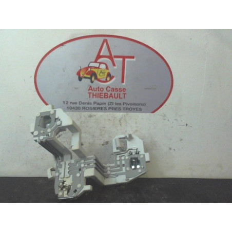 Platine feu arriere droit FORD FIESTA VI d’occasion