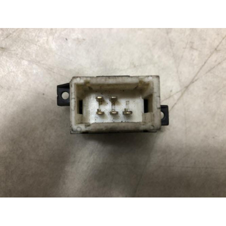 Interrupteur de leve vitre RENAULT  d’occasion