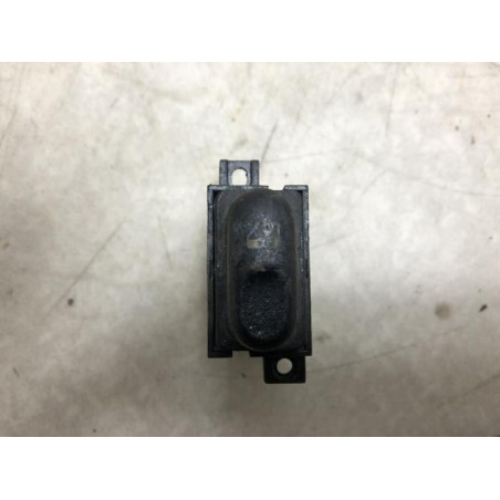 Interrupteur de leve vitre RENAULT  d’occasion