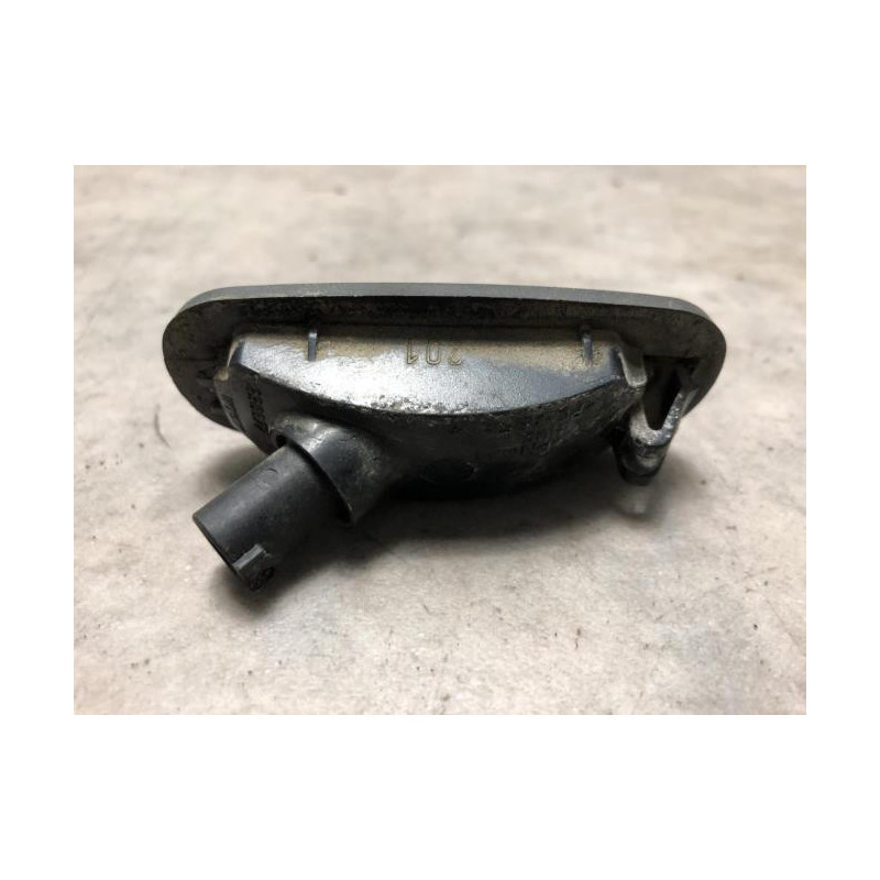 Repetiteur clignotant avant droit  (Feux) LAND ROVER FREELANDER 1 PHASE 1 d’occasion