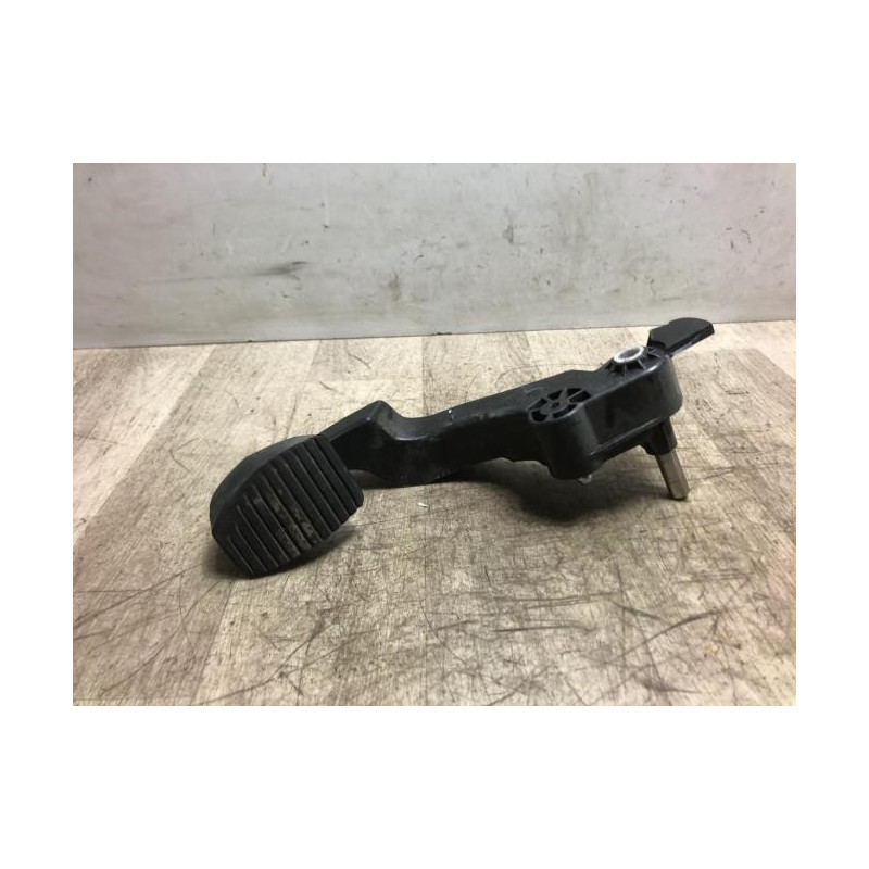 Pedalier d'embrayage CITROEN C4 CACTUS d’occasion