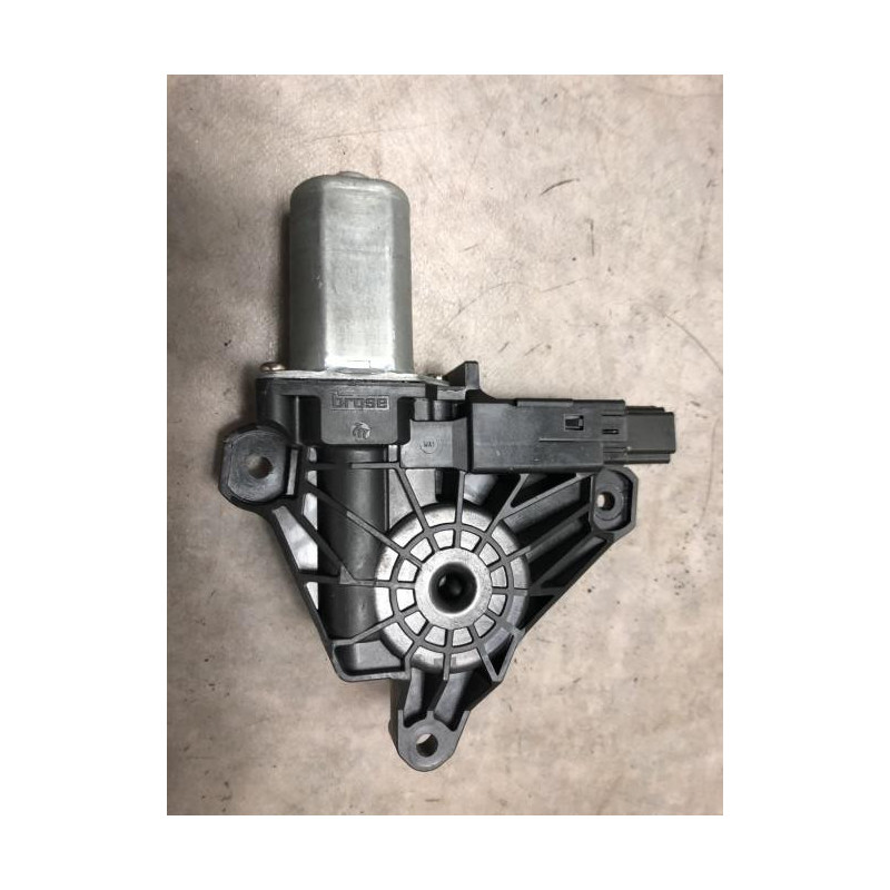 Moteur leve vitre arriere droit VOLVO V 40 2 PHASE 1 BREAK d’occasion
