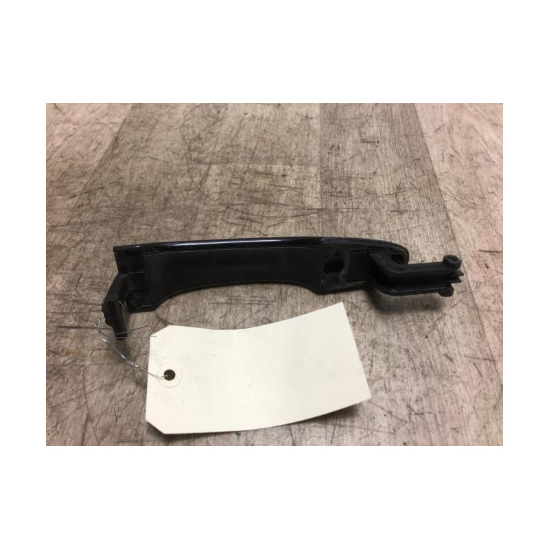 Poignee porte arriere droit VOLVO V 40 2 PHASE 1 BREAK d’occasion