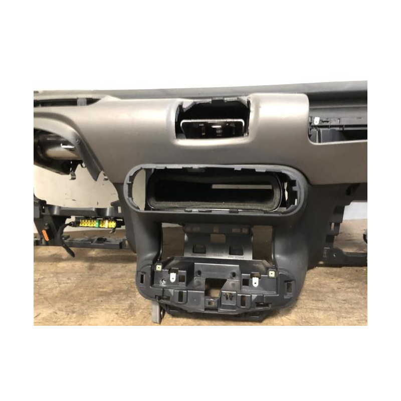 Tableau de bord CITROEN C4 CACTUS d’occasion