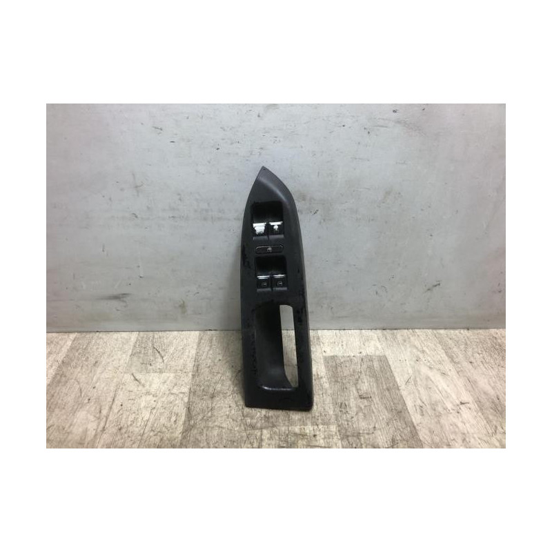 Interrupteur de leve vitre avant gauche VOLKSWAGEN TOURAN 1 PHASE 1 d’occasion