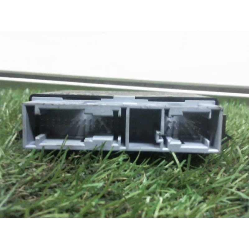 Boitier d'aide au stationnement MERCEDES CLASSE GLA (X156) d’occasion