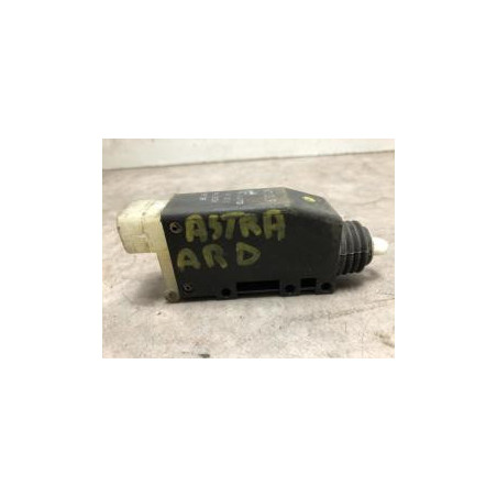 Fermeture centralisee arriere droit OPEL  d’occasion