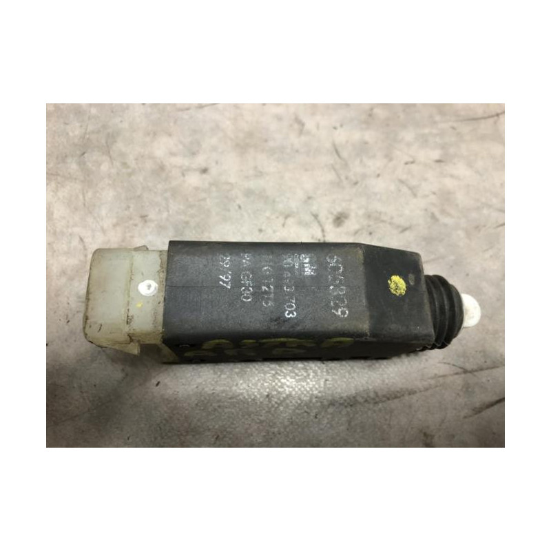 Fermeture centralisee arriere droit OPEL  d’occasion