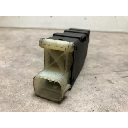 Fermeture centralisee arriere droit OPEL  d’occasion