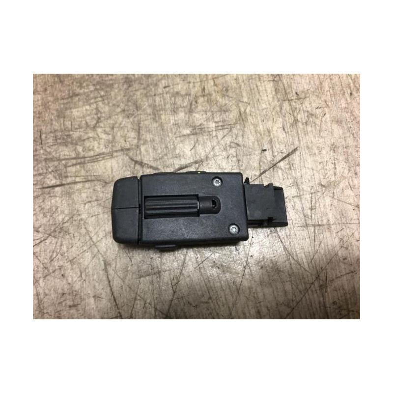 Commande autoradio RENAULT CLIO 2 PHASE 2 d’occasion