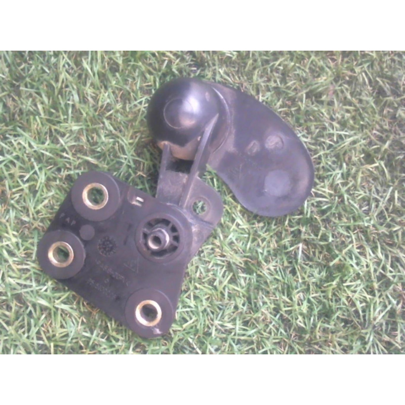 Poignee porte laterale droit CITROEN BERLINGO (M49/M59) FOURGON PHASE 2 d’occasion