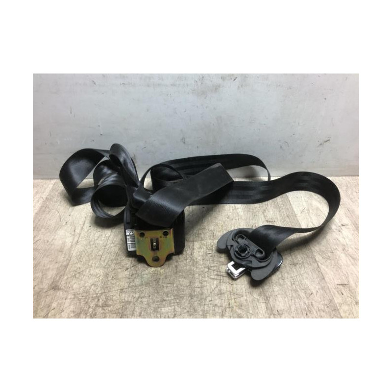 Ceinture arriere centrale VOLKSWAGEN TOURAN 1 PHASE 1 d’occasion