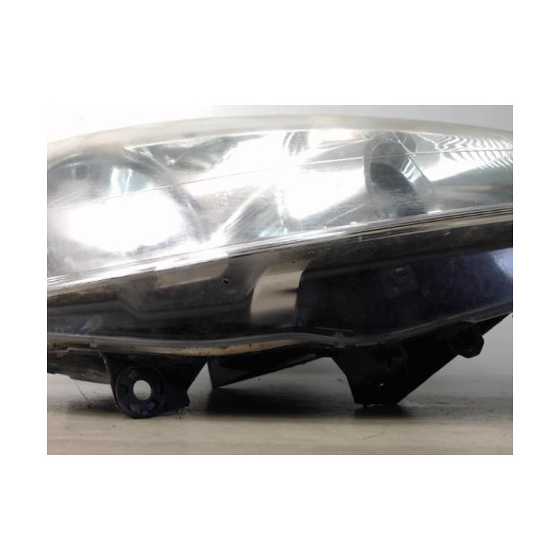 Optique avant principal droit (feux)(phare) PEUGEOT 807 d’occasion