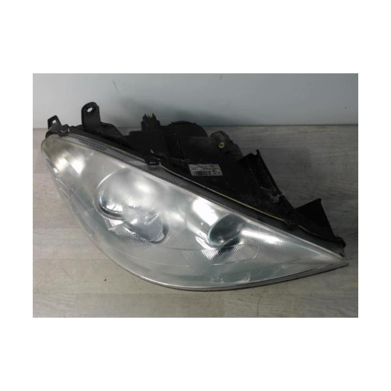 Optique avant principal droit (feux)(phare) PEUGEOT 807 d’occasion