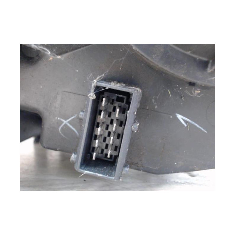 Optique avant principal droit (feux)(phare) PEUGEOT 807 d’occasion