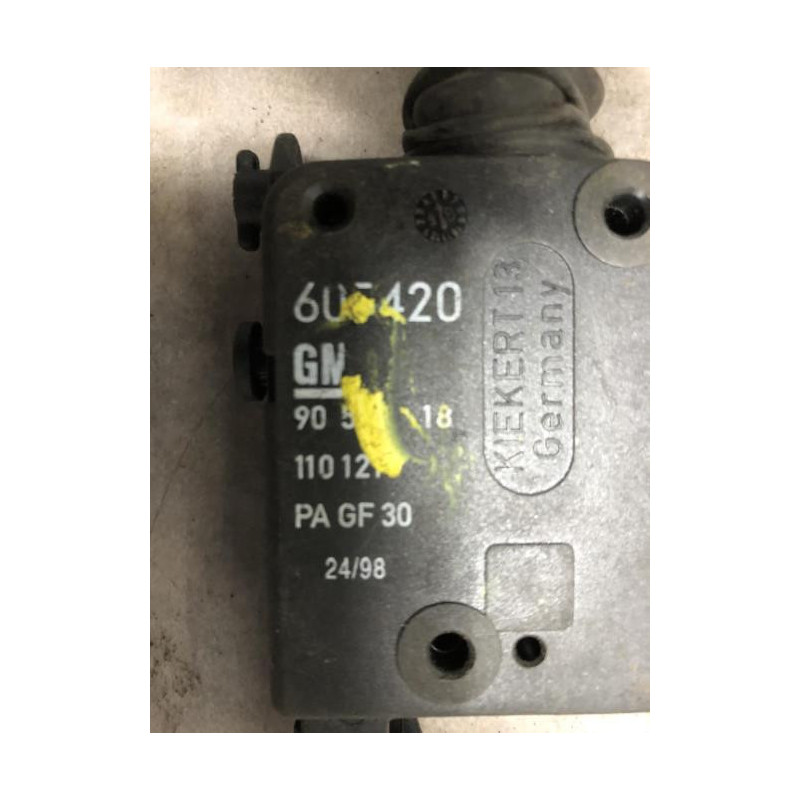 Fermeture centralisee coffre OPEL  d’occasion