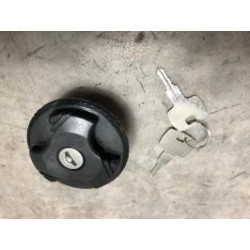 Bouchon de carburant NISSAN  d’occasion