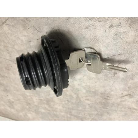 Bouchon de carburant NISSAN  d’occasion