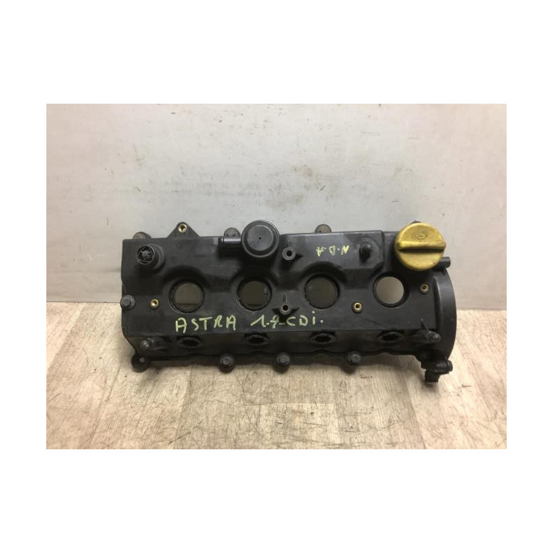 Couvre culasse OPEL ASTRA J PHASE 1 d’occasion