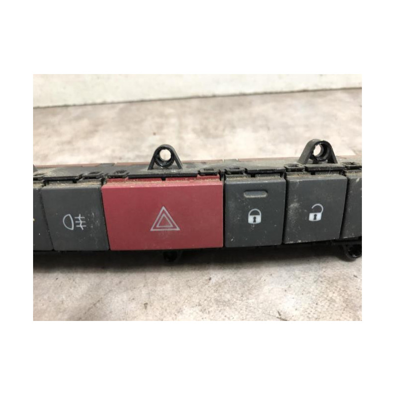 Bouton de warning PEUGEOT BOXER 3 PHASE 1 d’occasion