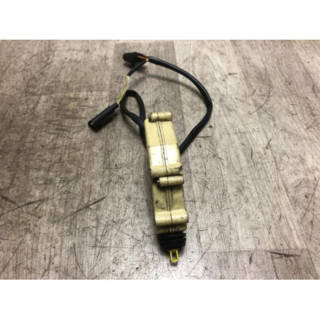 Fermeture centralisee avant gauche FORD  d’occasion