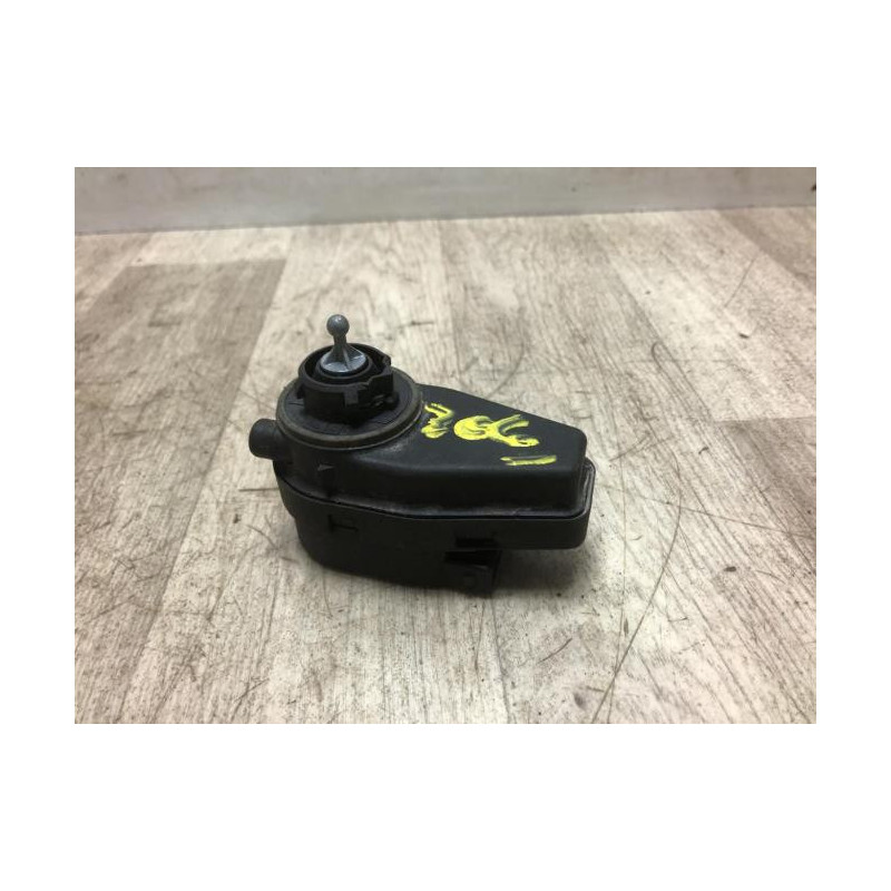 Moteur reglage phare PEUGEOT  d’occasion