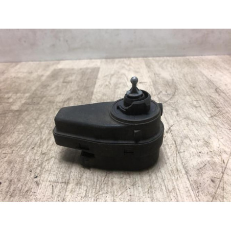 Moteur reglage phare PEUGEOT  d’occasion