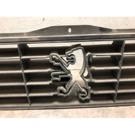 Calandre PEUGEOT  d’occasion