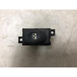 Interrupteur de leve vitre RENAULT  d’occasion