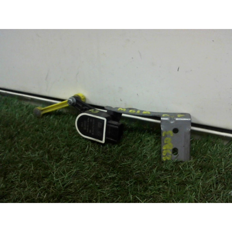 Capteur régulateur stabilisation MERCEDES CLASSE GLA (X156) d’occasion