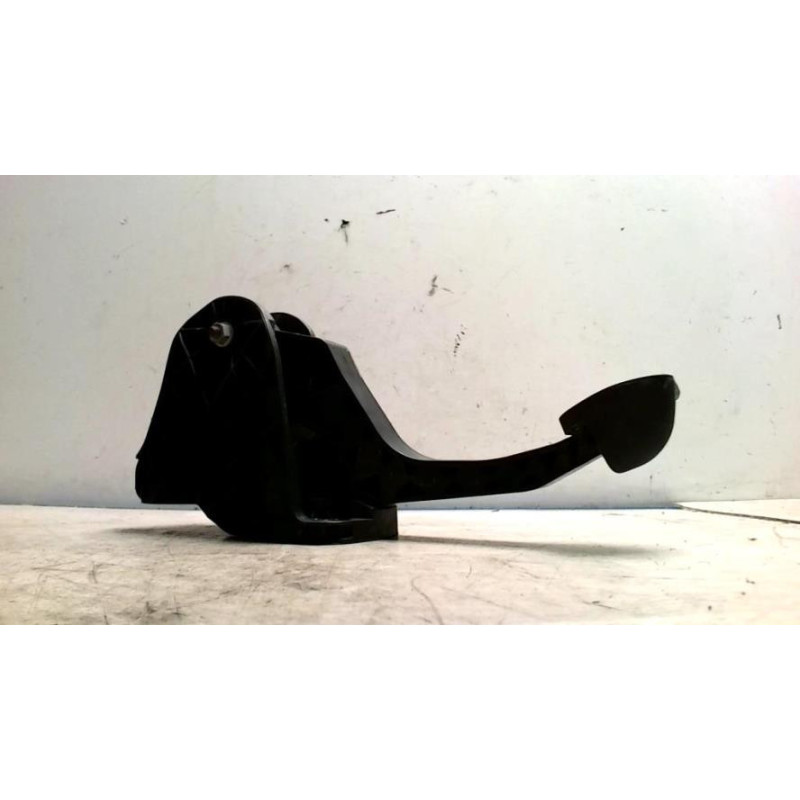 Pedalier d'embrayage SKODA OCTAVIA 2 PHASE 2 BREAK d’occasion