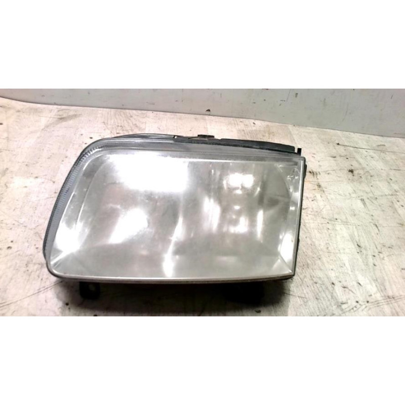 Optique avant principal gauche (feux)(phare) VOLKSWAGEN POLO 3 PHASE 2 d’occasion