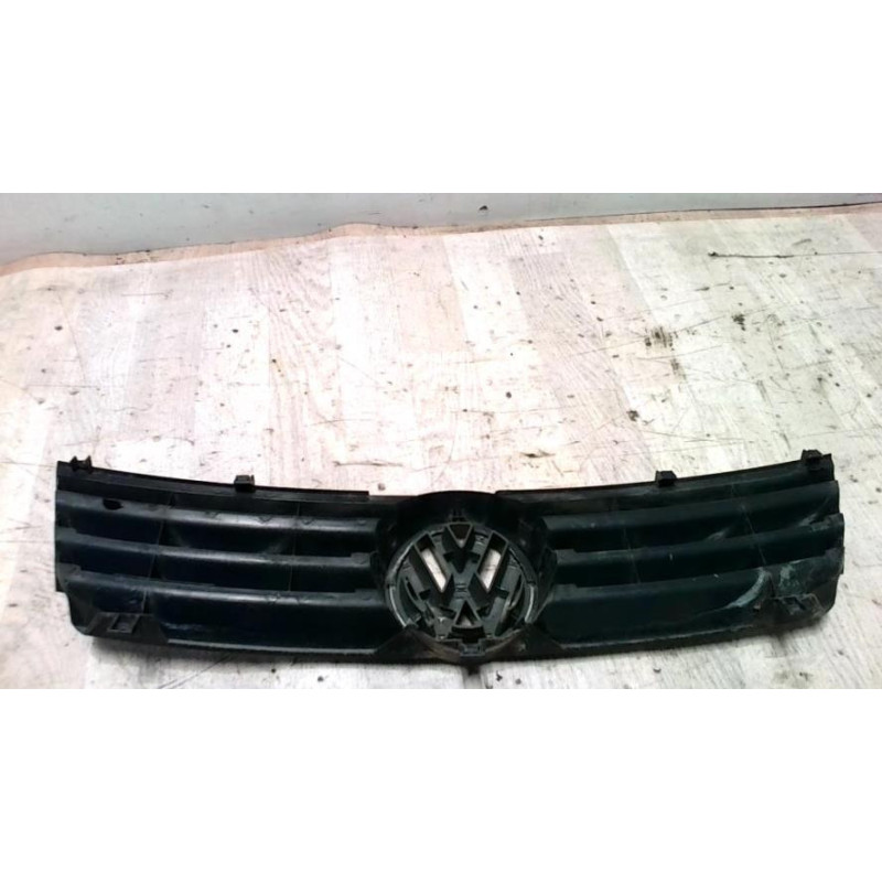 Calandre VOLKSWAGEN POLO 3 PHASE 2 d’occasion